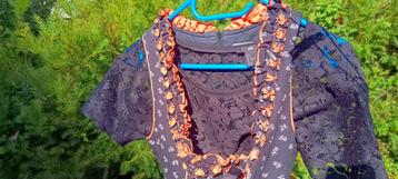 Dirndl 34 van Fuchs met zwarte kanten blouse en schort. beschikbaar voor biedingen