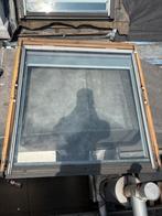 Velux Dakraam 134 x 140, 120 tot 160 cm, Ophalen of Verzenden, Zo goed als nieuw, Dubbelglas