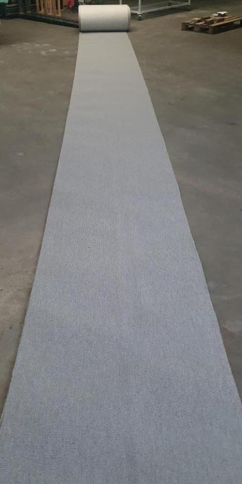 Nieuwe Tapijtloper. Kleur grijs. 1 rol: 35 m lang, Huis en Inrichting, Stoffering | Tapijten en Kleden, Nieuw, 50 tot 100 cm, Rechthoekig