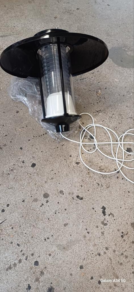 LED Buitenlamp, Tuin en Terras, Buitenverlichting, Zo goed als nieuw, Staande lamp, Kunststof, Minder dan 50 watt, Netvoeding