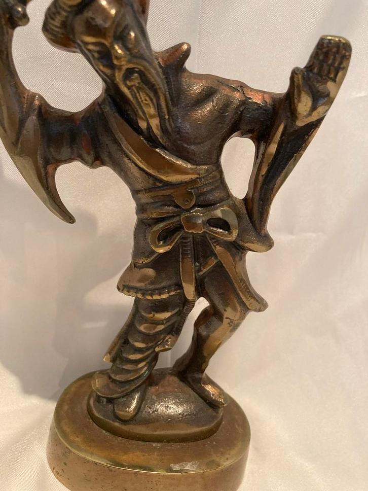 Messing Chinese Krijger met Zwaard, Antiek en Kunst, Kunst | Beelden en Houtsnijwerken, Ophalen of Verzenden