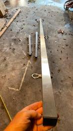 Aluminium stangen om rubberboot achter jacht te hangen, Ophalen, Zo goed als nieuw