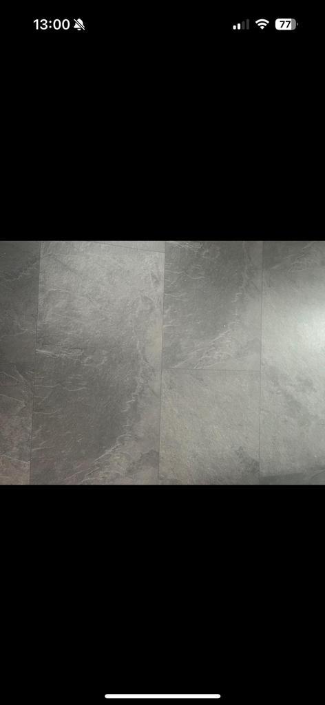Mooie PVC vloer beton look antracietgrijs, meer dan 70 m2!, Doe-het-zelf en Verbouw, Vloerdelen en Plavuizen, Zo goed als nieuw