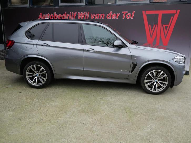 BMW X5 xDrive50i HIGH EXECUTIVE | M-SPORT | SOFTCLOSE | PANO, Auto's, BMW, Bedrijf, Te koop, X5, 360° camera, 4x4, ABS, Achteruitrijcamera