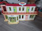 Playmobil hotel en nog veel meer playmobil, Ophalen, Zo goed als nieuw, Complete set