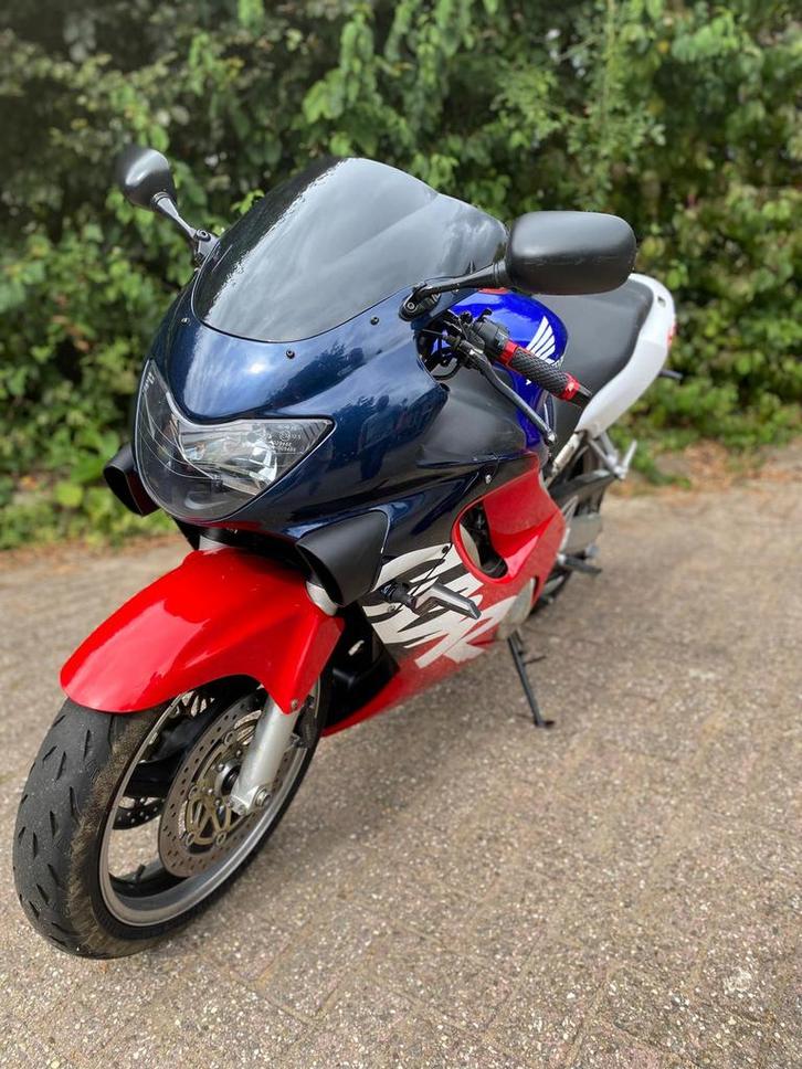 Honda CBR 600 F4, Motoren, Motoren | Honda, Particulier, Sport, meer dan 35 kW, 4 cilinders, Motorrijbewijs A, Sportuitlaat, Ophalen