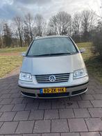 Volkswagen Sharan 1.8 110KW AUT 2008 Beige, Auto's, Volkswagen, 4 cilinders, 700 kg, 7 stoelen, Beige