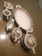 Vintage Porseleinen Servies met Bloemmotief, Ophalen of Verzenden