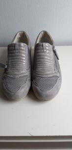 Schoenen grijs van Gabor in maat 36, Gabor, Ophalen of Verzenden, Sneakers of Gympen, Grijs