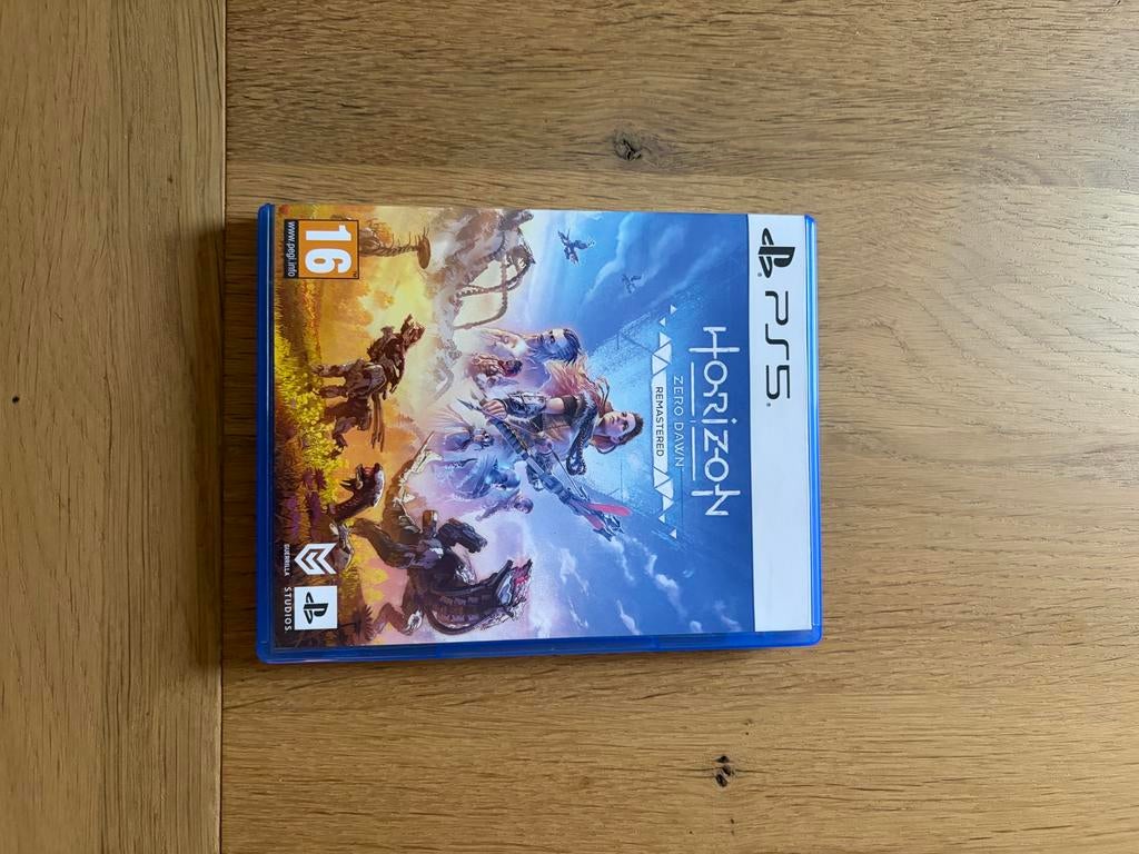 Horizon Zero Dawn PS5 - Remastered, Ophalen of Verzenden, Zo goed als nieuw