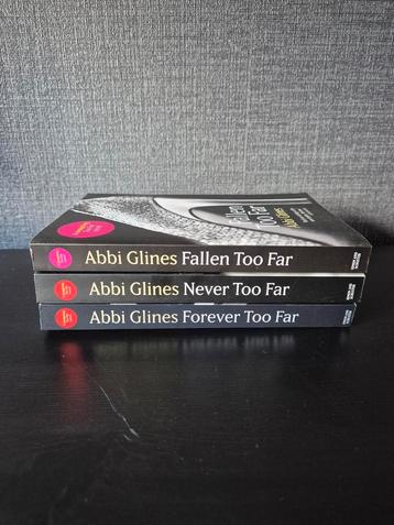Abbi Glines - Rosemary Beach Serie 1-3 - Fallen Too Far beschikbaar voor biedingen