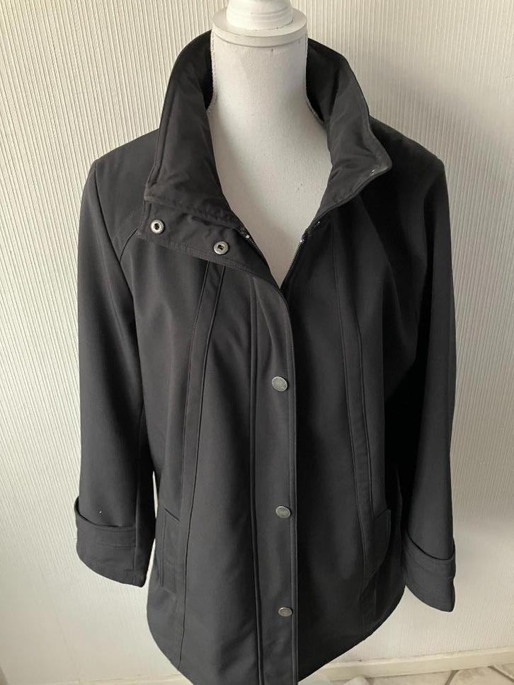 bexleys maat 46 oksel totoksel 60 cm najaar/winterjas, Kleding | Dames, Jassen | Winter, Zo goed als nieuw, Maat 46/48 (XL) of groter