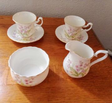 Royal Albert servies set beschikbaar voor biedingen