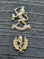 Bareteembleem leeuw   Kraagpat embleem PIB, Ophalen of Verzenden, Landmacht, Nederland, Embleem of Badge