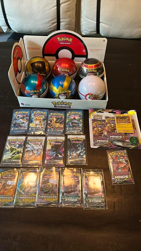 Pokemon Sealed lot (XY, Black&White, Sun&Moon), Hobby en Vrije tijd, Verzamelkaartspellen | Pokémon, Zo goed als nieuw, Booster