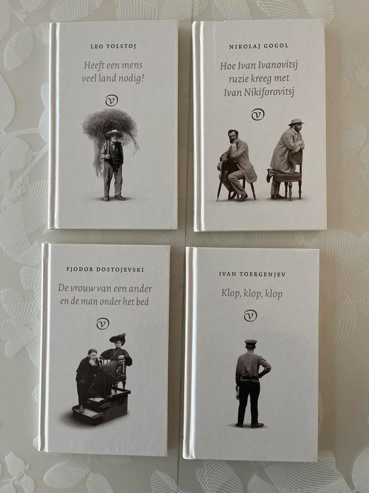 Russische Klassiekers - Van Oorschot, 2013, 4 stuks, Boeken, Literatuur, Gelezen, Nederland, Ophalen of Verzenden