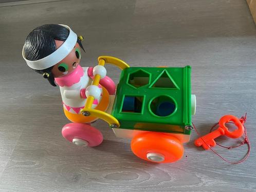 Vintage Vormenstoof meisje met karretje van Educa Lux, Antiek en Kunst, Antiek | Speelgoed, Ophalen of Verzenden