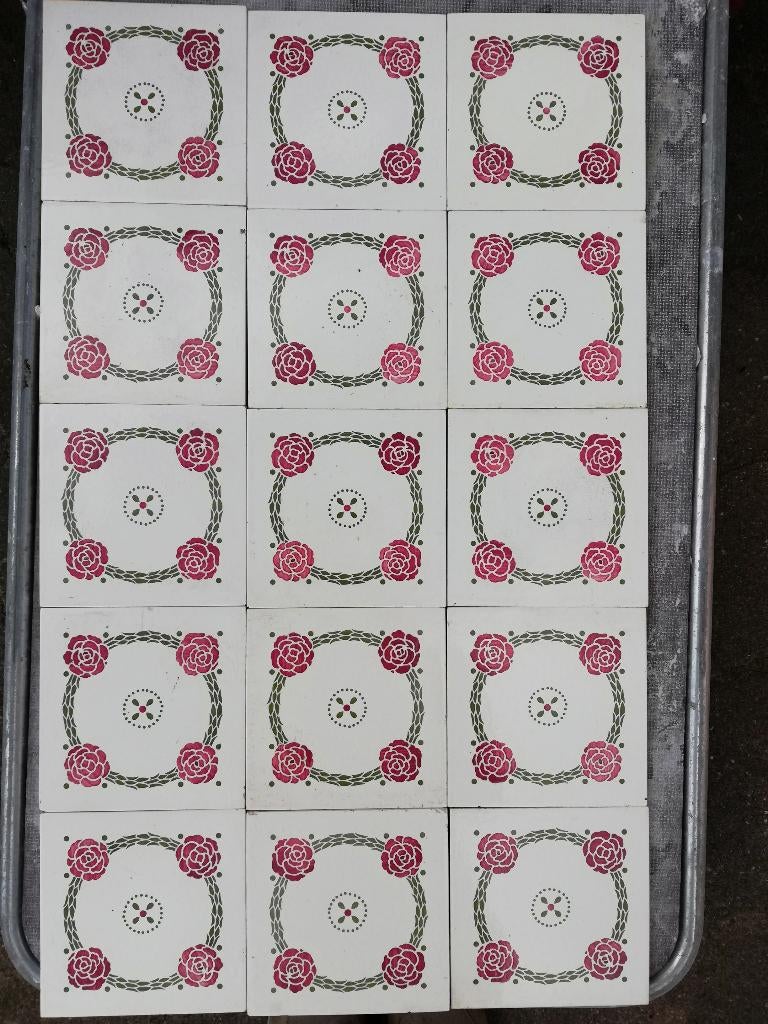 35 antieke wandtegels met rode roos 15x15cm, Ophalen