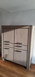 Massieve mooie , zware  opbergkast, Ophalen, Zo goed als nieuw, 150 tot 200 cm, 50 tot 75 cm