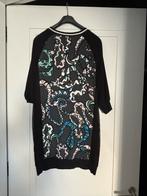 Hel mooie Marc cain jurk, zwarte ondergrond . Mt. 5 - 40/42., Kleding | Dames, MARCCAIN., Zwart, Maat 42/44 (L), Ophalen of Verzenden