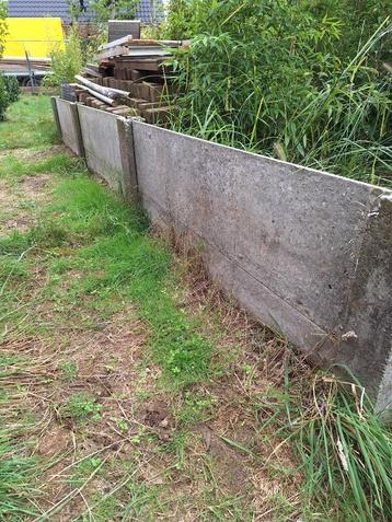 betonschutting- border- verhoging beschikbaar voor biedingen