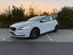 Volvo V40 2.0 T2 122PK 2017 Wit, Voorwielaandrijving, 65 €/maand, 4 cilinders, Handgeschakeld