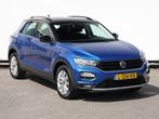 Volkswagen T-Roc 1.5 TSI Style 150PK | Navigatie | Trekhaak, Voorwielaandrijving, Stof, 4 cilinders, 150 pk
