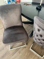 Eetstoelen velvet 4x, Huis en Inrichting, Stoelen, Ophalen, Zo goed als nieuw, Grijs, Vier