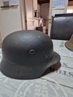 Ww2 originele Duitse Luftwaffe helm met binnenwerk foto besc, Verzamelen, Militaria | Tweede Wereldoorlog, Ophalen of Verzenden