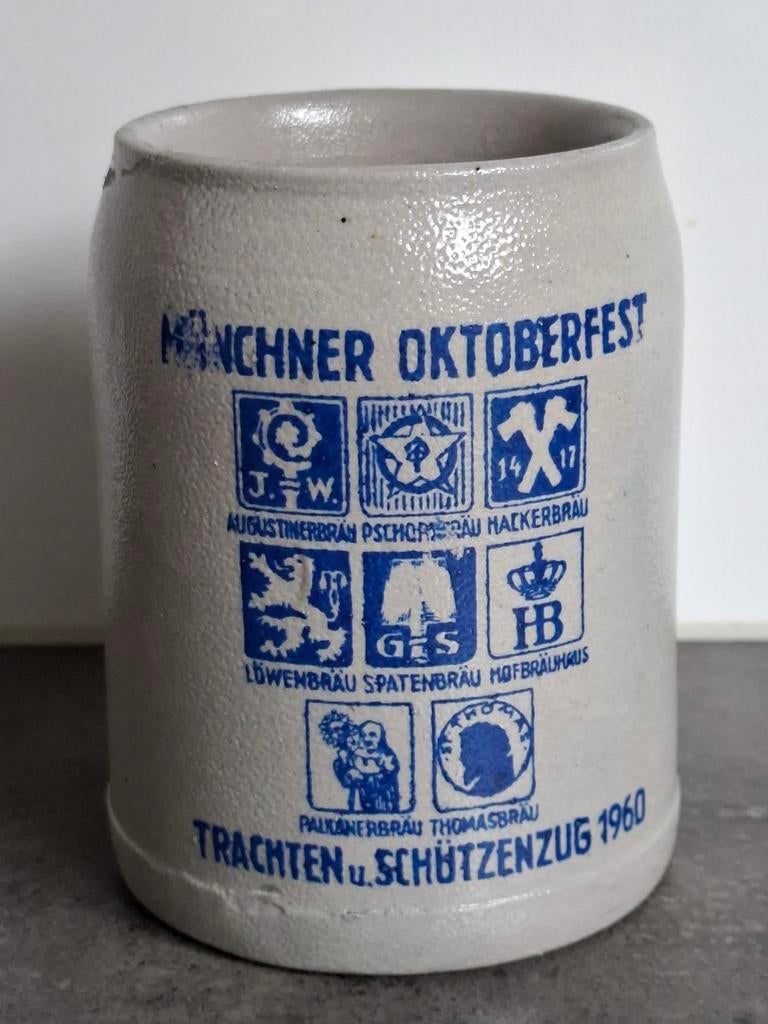 Bierpul oktoberfest 1960 München, Ophalen of Verzenden, Zo goed als nieuw, Pul(len), Overige merken