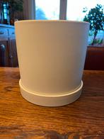 Licht beige bloempot met schotel - 19 cm, Rond, Binnen, Ophalen of Verzenden, Zo goed als nieuw