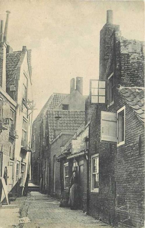 (300-455-029) Dordrecht Oud straatje aan de Vest, Verzamelen, Ansichtkaarten | Nederland, Zuid-Holland, Verzenden