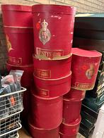 Partij cristys hoeden, Ophalen, Outletheeswijk, Outletheeswijk, Nieuw