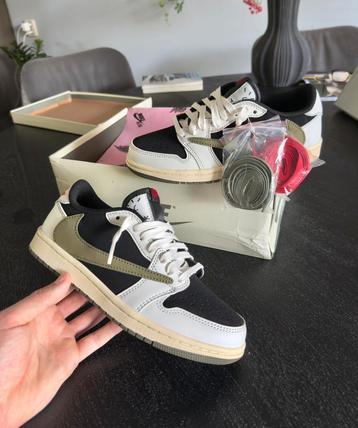 Nike Air Jordan 1 Low Travis Scott Olive (maat 37, nieuw) beschikbaar voor biedingen