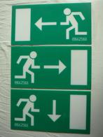 3 perspex vluchtweg bordjes 35 x 18,5, 3 mm. dik, gebruikt, Doe-het-zelf en Verbouw, Platen en Panelen, Ophalen of Verzenden