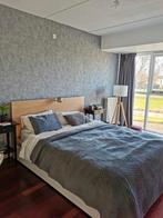 Grijze Sprei + 2 Kussens - Tweepersoons, Tweepersoons, Ophalen of Verzenden, Grijs, Deken of Dekbed