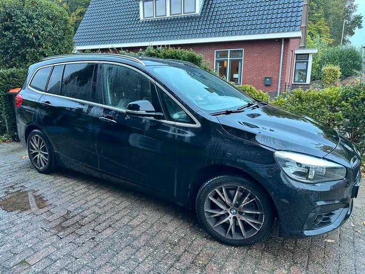 BMW 2-Serie Gran Tourer 1.5 218I 2016 Zwart, Auto's, BMW, Particulier, ABS, Airbags, Airconditioning, Bluetooth, Boordcomputer