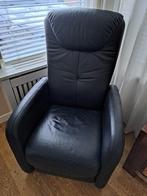 Elektrisch zwart leren relaxstoel, merk Stawett, Ophalen, Strak modern, Zo goed als nieuw, 50 tot 75 cm