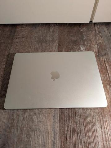 Macbook Air m1 2020  beschikbaar voor biedingen
