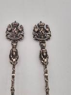 2 Zilveren suikerschepjes Je Maintiendrai, Antiek en Kunst, Antiek | Bestek, Verzenden