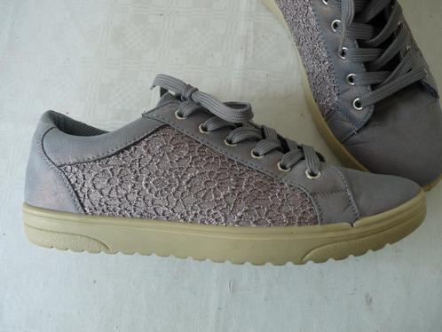 Blauw paars +textiel kant veterschoen sneaker Excellent 42, Kleding | Dames, Schoenen, Zo goed als nieuw, Sneakers of Gympen, Blauw