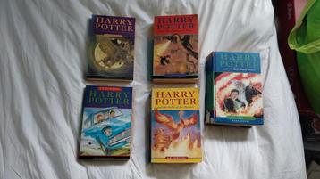 Harry Potter boeken Engelstalig beschikbaar voor biedingen