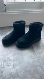 Ugg met rits maat 38, Verzenden, Zo goed als nieuw, Zwart