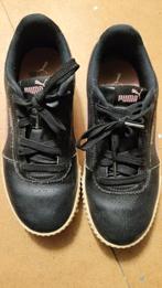 Puma's maat 38 - zwart met roze, Puma, Zwart, Ophalen of Verzenden, Sneakers of Gympen