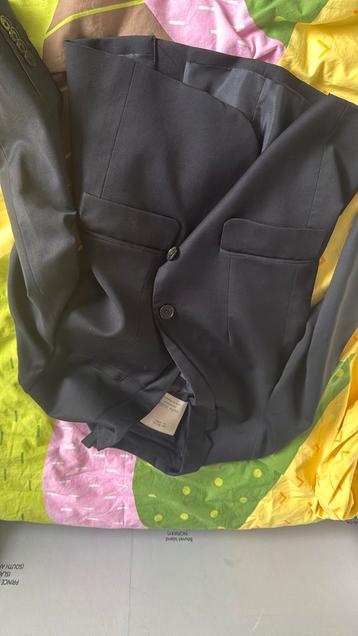 Zara kostuum 140cm beschikbaar voor biedingen