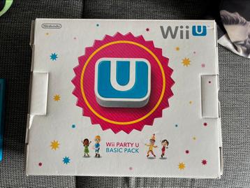 Nintendo Wii U wit compleet in doos met 2 games en skin beschikbaar voor biedingen