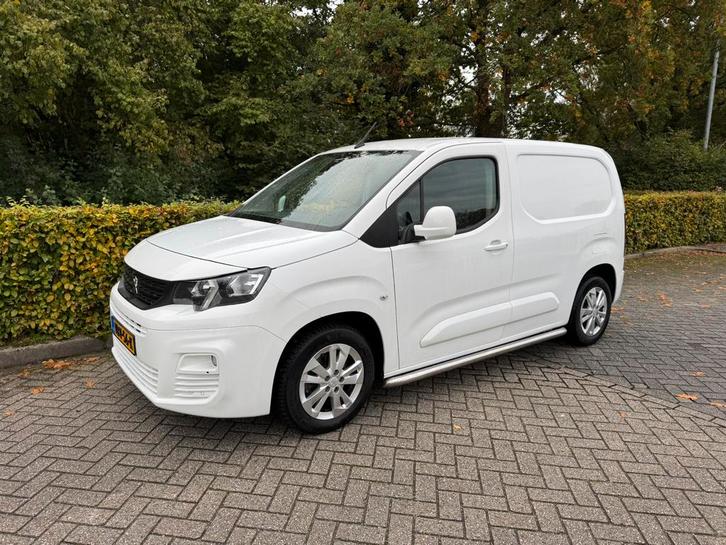 Peugeot Partner 1.5 Bluehdi 130pk 2019 Wit (NIEUWE MOTOR), Auto's, Bestelauto's, Particulier, Adaptive Cruise Control, Airbags