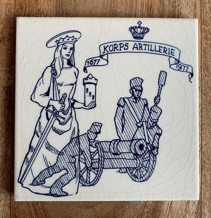 Korps Artillerie (1677-1977) Tegel, Verzamelen, Militaria | Algemeen, Ophalen of Verzenden