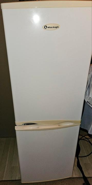 Koelvriescombinatie - White Knight beschikbaar voor biedingen