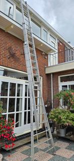 Zware driedelige aluminium uitschuifladder, Doe-het-zelf en Verbouw, Ladders en Trappen, Ophalen, 4 meter of meer